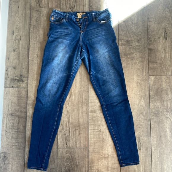 Dear John Jeggings - Picture 4 of 7